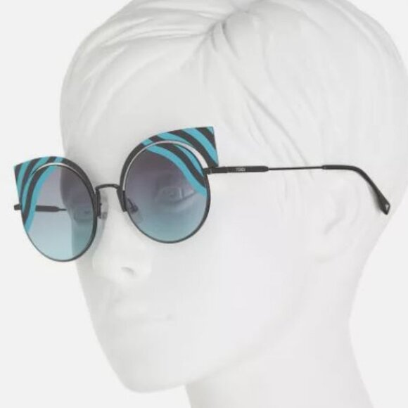 FENDI CAT EYE SUNGLASSES -NWOT! ๐๐๐ - Picture 7 of 14